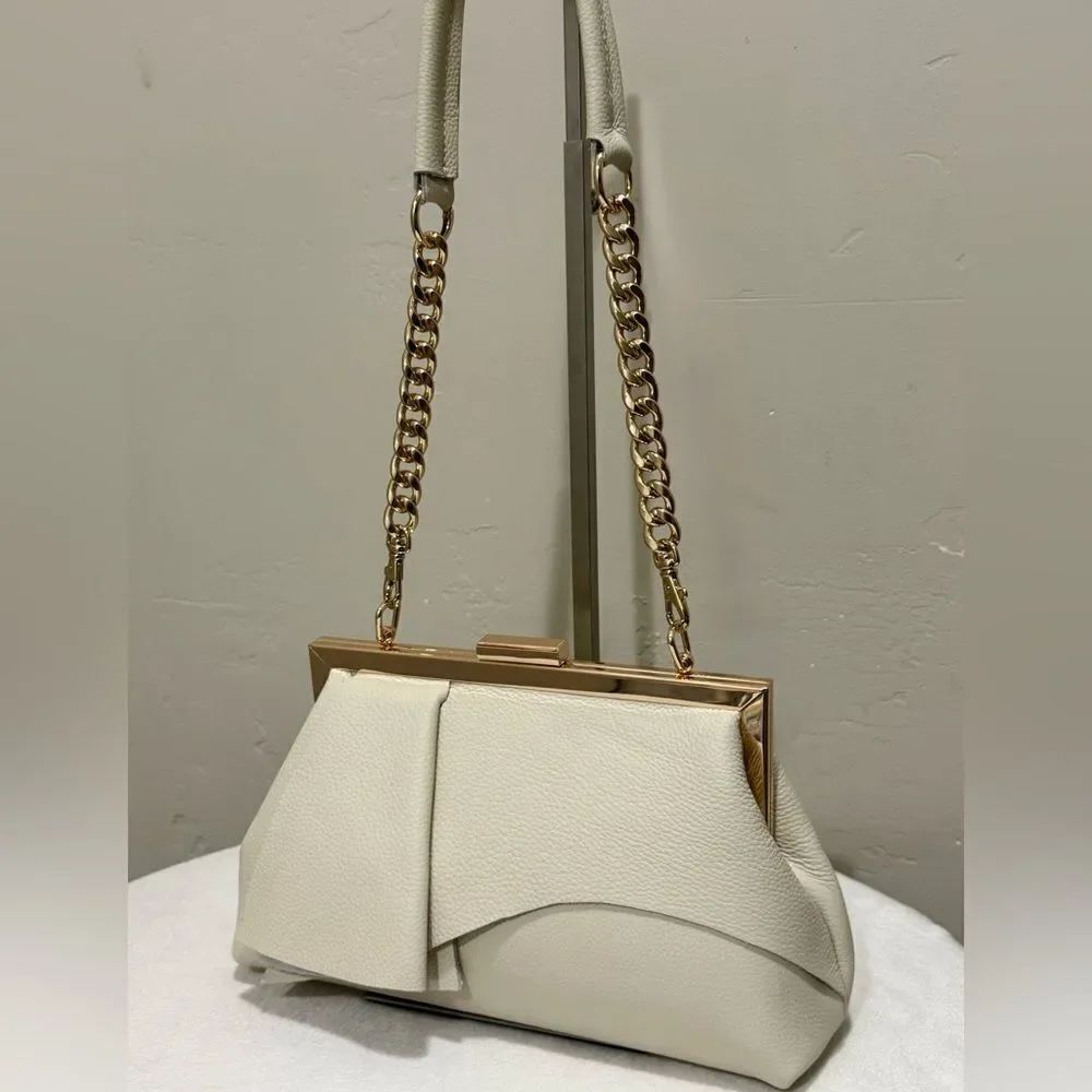 Ivory Pebble Leather Handmade Asymmetrical Ruffles Metal Frame Clutch/Crossbaody - Picture 11 of 16